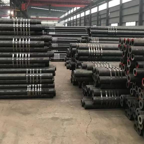 大口徑無(wú)縫管道  山東無(wú)縫鋼管廠